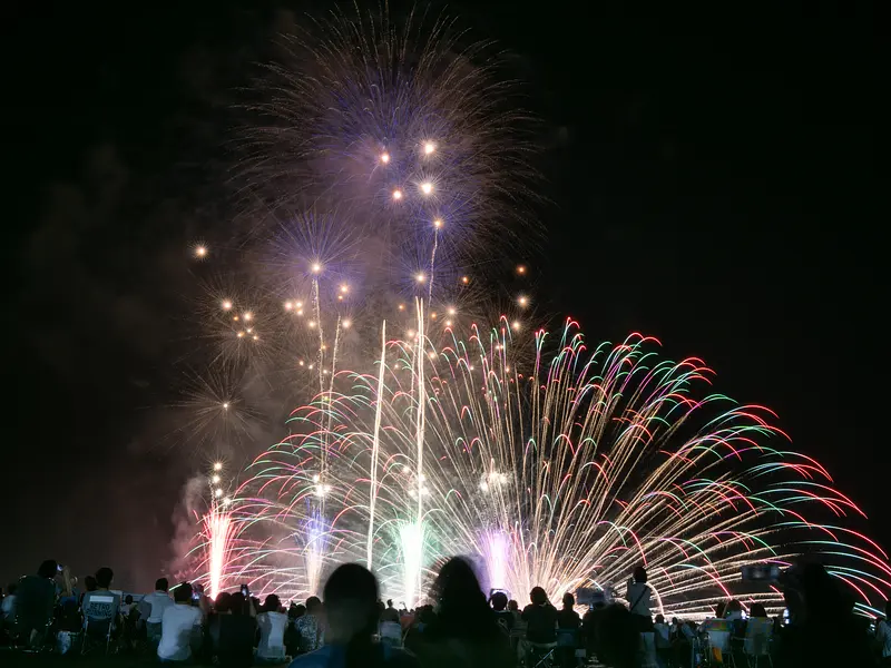 Impressive fireworks over the sea at Owase Port