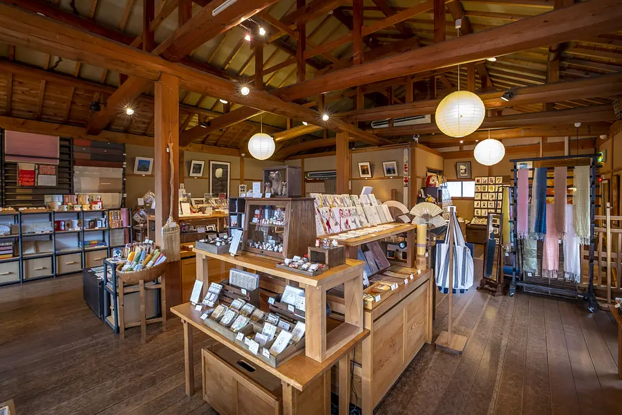 季節の小物・縁起物の店「神路屋」