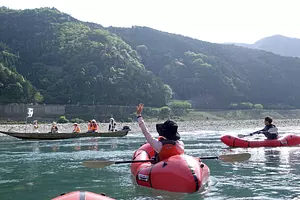 Experiencia Packraft &quot;Kumano Kodo en el río&quot; Rafting en el río Kumano