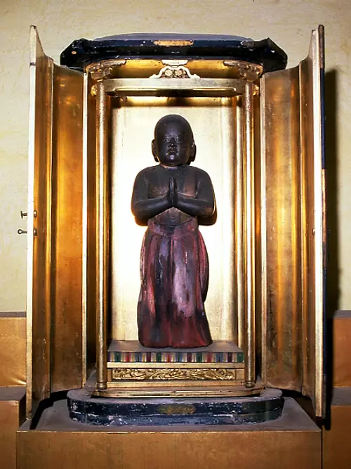Statue en bois du prince Shotoku