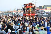 Chars du festival Oyodo Gion