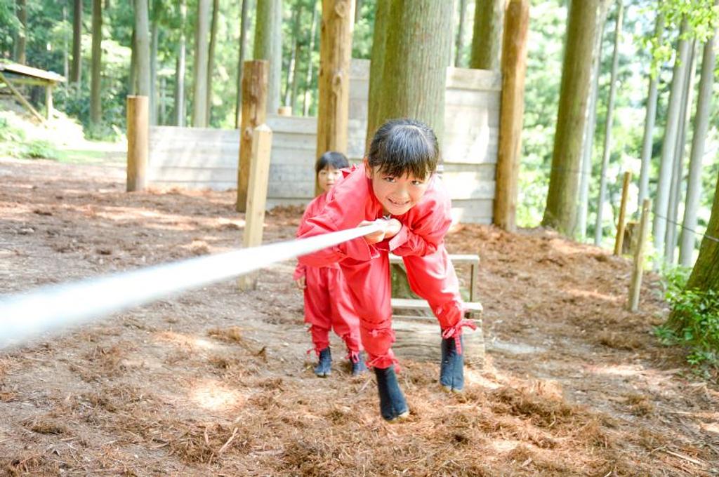 忍者の森で修行体験!赤目四十八滝のふもとで伊賀忍者の秘伝を体験しよう♪の写真(三重県津市)