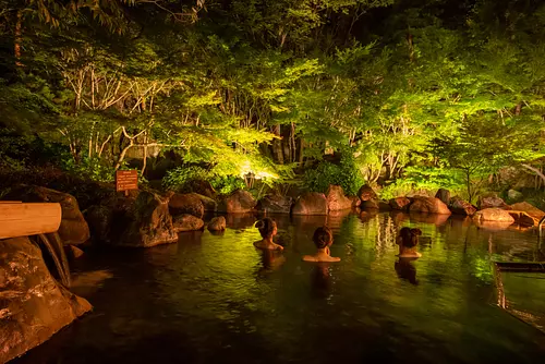 [Come empty-handed, no reservations required] Experience an open-air bath surrounded by nature! One-day hot spring “YuaminoShima” is one of the largest in Japan!