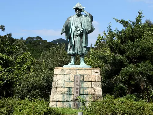 Statue de Kawamura Zuiken ①