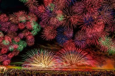 미에현의 불꽃놀이 특집【2024년판】스케줄・개최 장소 등 인기의 불꽃놀이를 소개