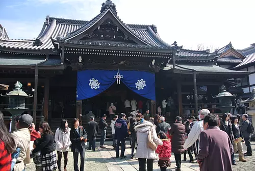 【岡寺山継松寺】初午大祭（松阪市）