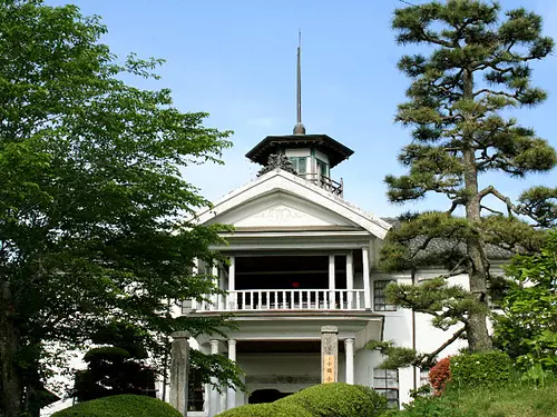 Antiguo edificio principal de la escuela primaria Oda