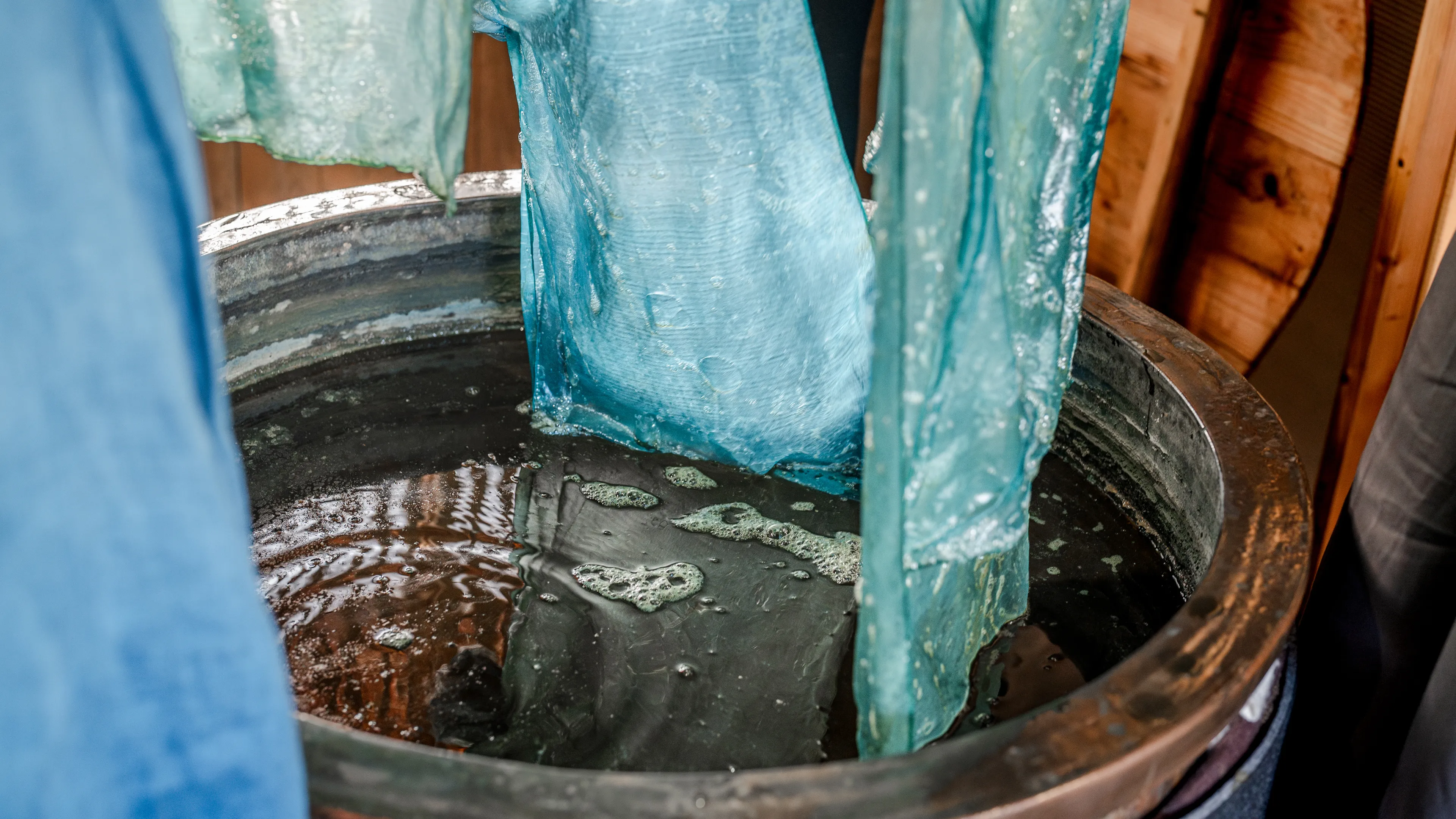 Indigo Dyeing and Fermented Tea at an Old Folk Home in a 1300-year-old Tokaido Post Town